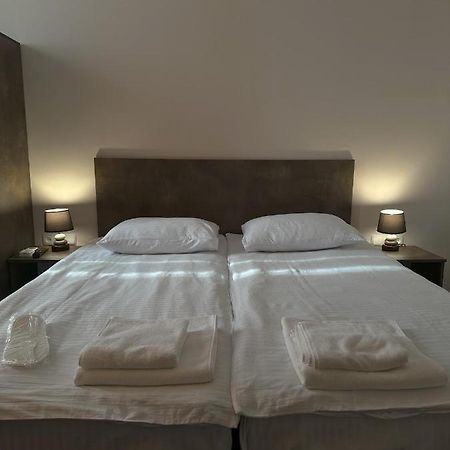 库塔伊西 Bina N28酒店 外观 照片